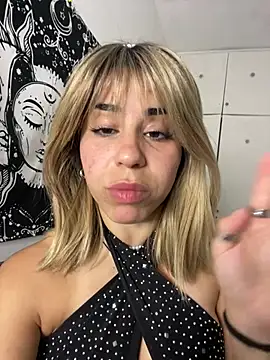 sashaaaaa2026 webcam