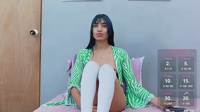 littlee_emilyy_ webcam