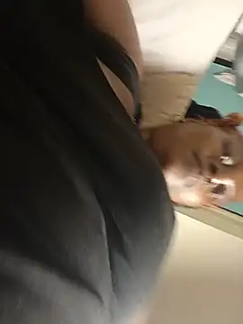 melaninebony1 webcam