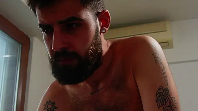 HairyRobxxx webcam