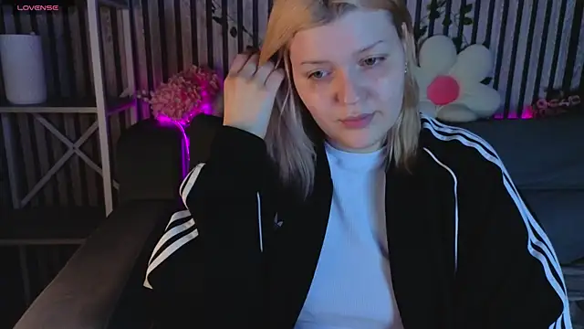 Michele_Greenn webcam