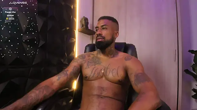 OstinDaniels webcam
