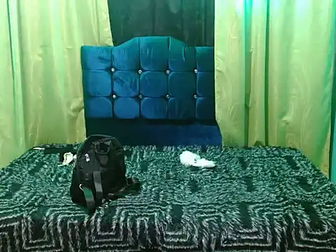 Violettadreams webcam