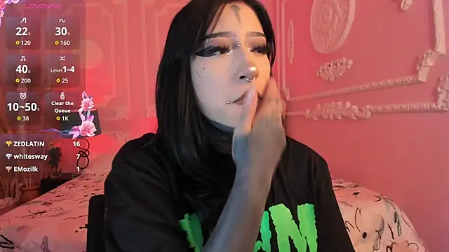 Kat_VonDe webcam