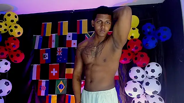zoriel_bigcock webcam