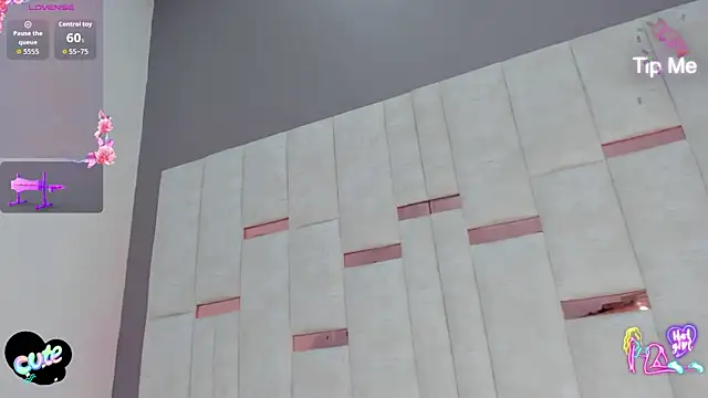 Cloi_Millerr webcam