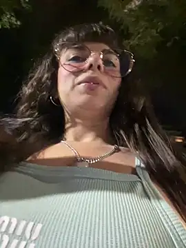 VioletaSubmissive live cam on StripChat