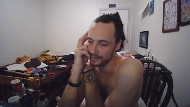 JohnnyMoves webcam