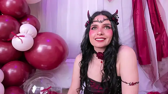 LilithRyder live cam on StripChat