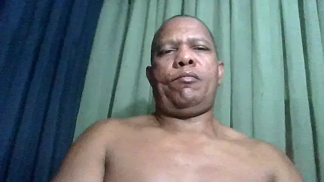 bigblackcock75 webcam