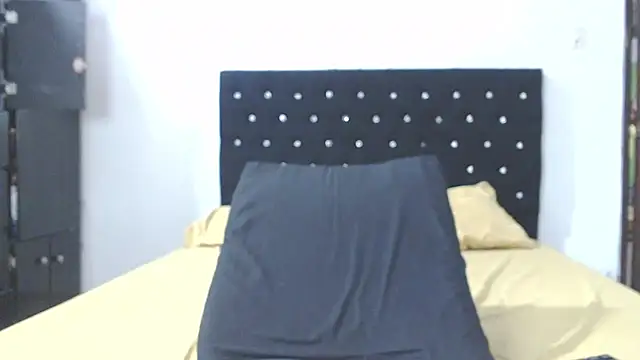 isabella_dirty69 live sex cam