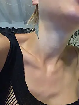 kylie_blck live cam on StripChat