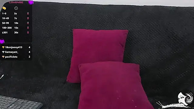 Britney_Rose live cam on StripChat