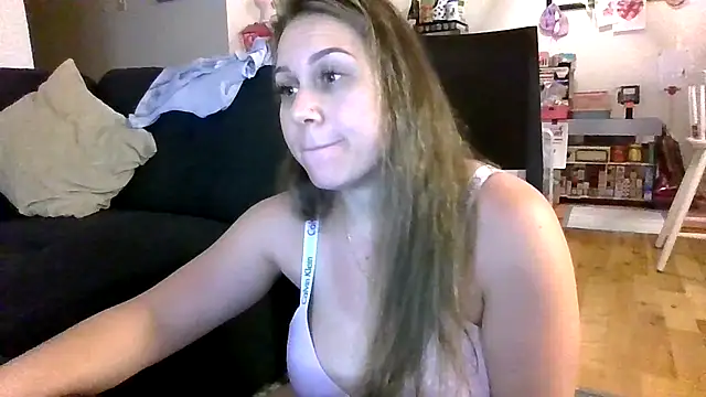 thedevinemama webcam