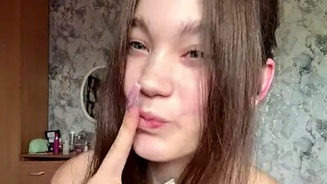 Cuteviola webcam
