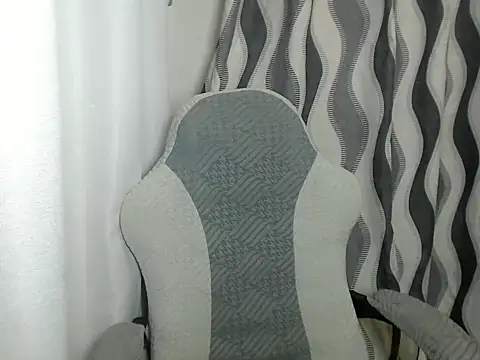 sweetiie_caren webcam