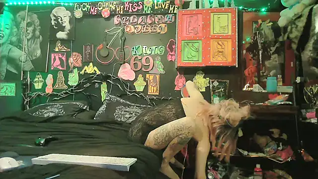 Splash_Queen420 webcam