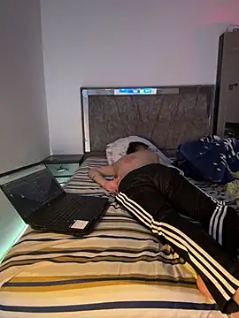 nico_2036 webcam