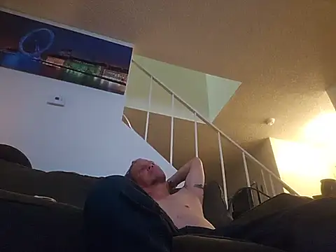 yourMasterisBored webcam