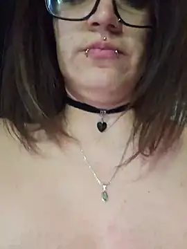 Karengenesisx webcam