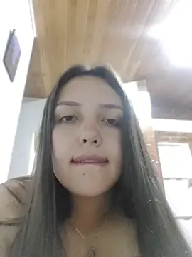Bella_Karoline webcam