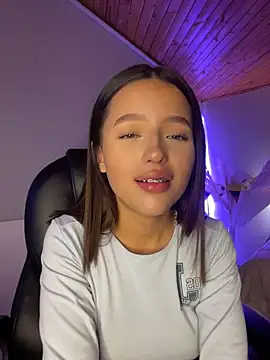 Sofia18_pinkk webcam
