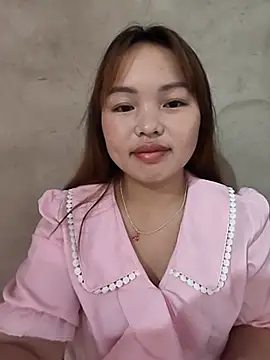 Mina_xYx webcam