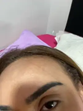 Jullyanaximeness webcam