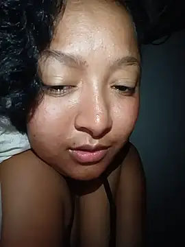 HeLiSa69ebony webcam