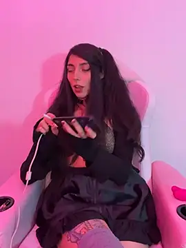 Felicia_smok3 webcam