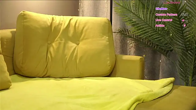 Megany live sex cam