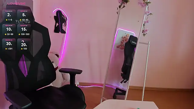 AliceeinWonderlanddd webcam