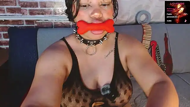 emma_bdsm_ webcam