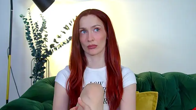 MarieKarma webcam