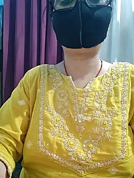 Aishwaryaa_69 webcam