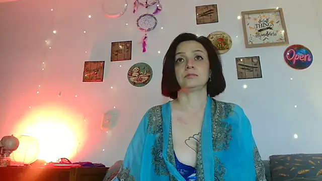 Katicalatinmilf webcam