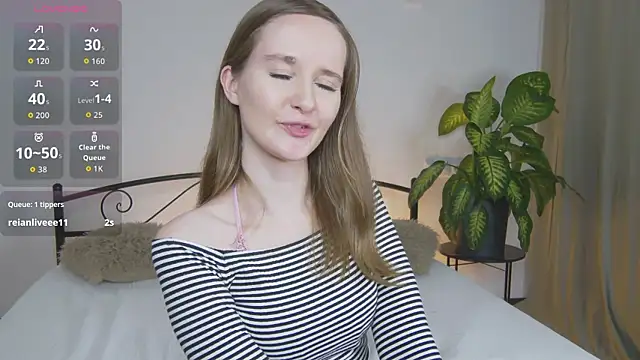 AlexsisFaee webcam