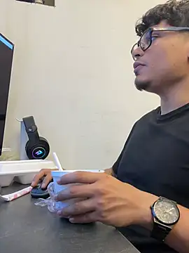 alekzamo webcam