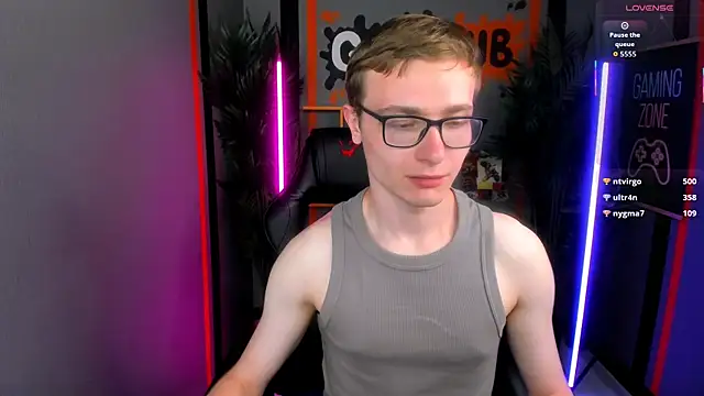Emmit_Barker webcam