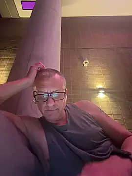 BlameItOnJunior webcam