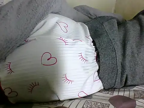 flirtycharm20 webcam