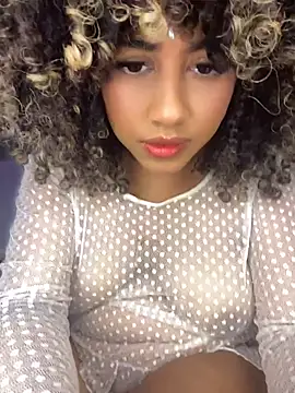 Kikar_Lover webcam