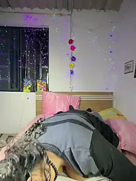 Simone_Miller webcam