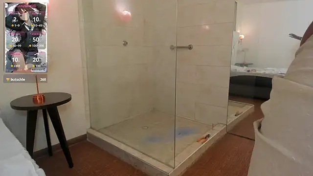 Sky_Collins_ webcam