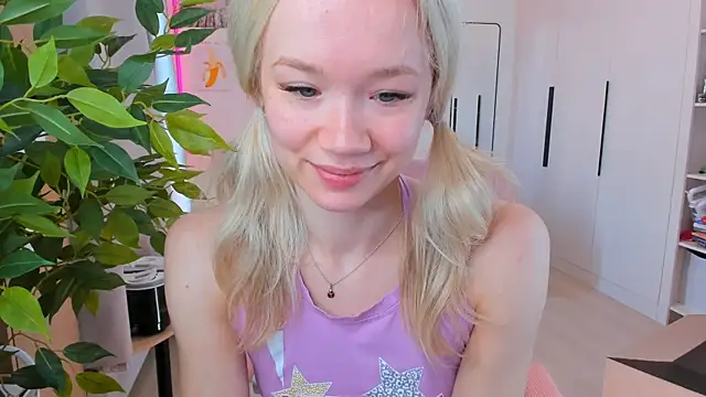 Lily_Young webcam