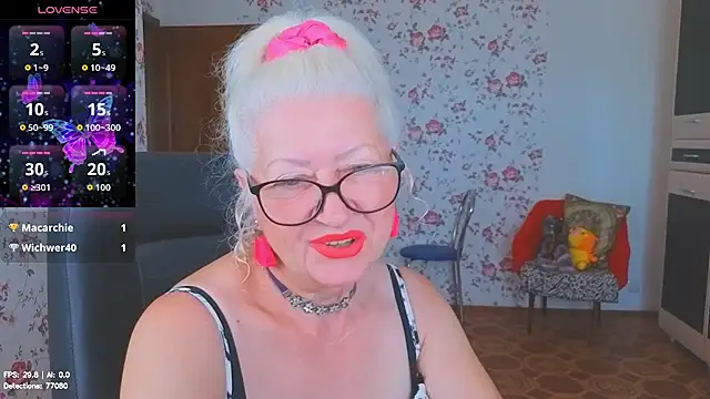 Maya_Mayflower webcam