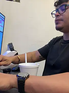 alekzamo webcam