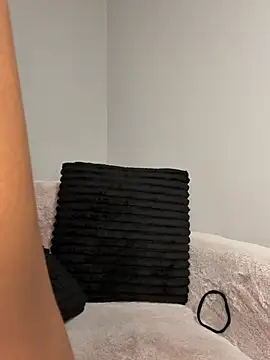 __suki webcam