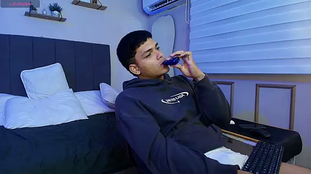 Thony_Big webcam
