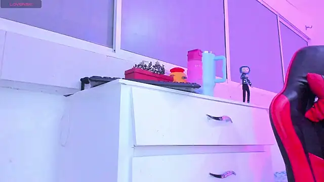 mia_fox666 webcam